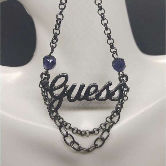 Guess designer chandelier earrings dangle for pierced ears - Picture 2 of 3